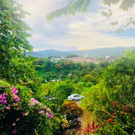 Bed and Breakfast Apaula Heights Lounge Apia Exterior foto